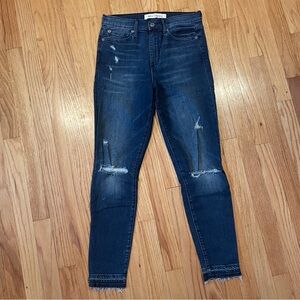 Gap 1969 True Skinny Super High Rise Distressed Ripped Jeans W Zipper Ankle